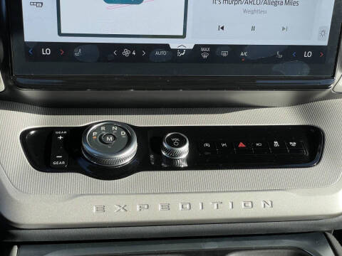 2026 Ford Expedition MAX Active