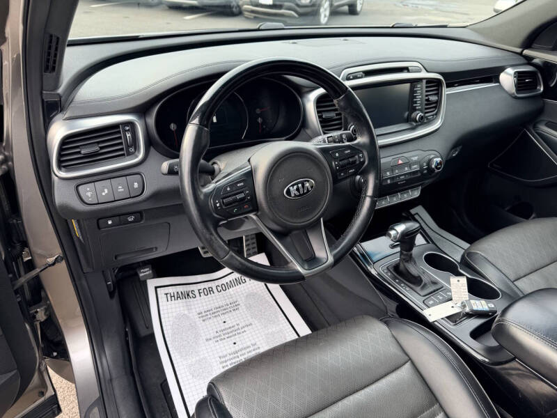2016 Kia Sorento SX Limited V6
