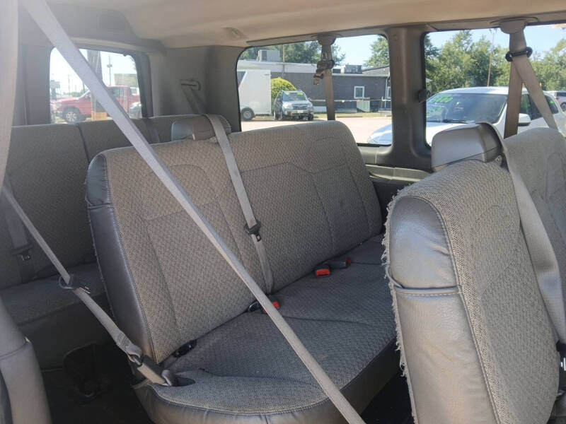 2010 Chevrolet Express LT 2500