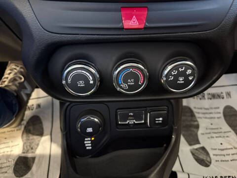 2017 Jeep Renegade Altitude