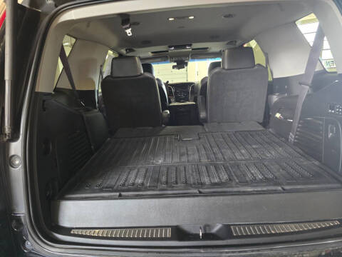 2017 Cadillac Escalade Luxury