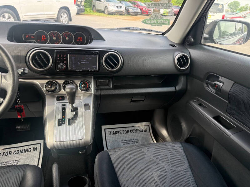 2012 Scion xB Release Series 9.0