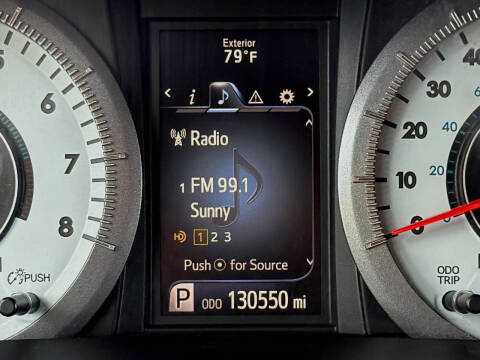 2017 Toyota Sienna SE 8-Passenger