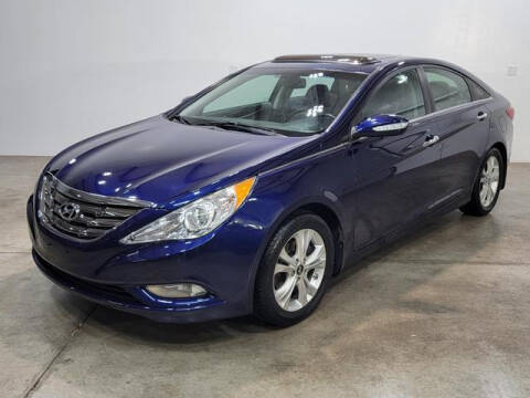 2013 Hyundai Sonata for sale at PINGREE AUTO SALES INC in Crystal Lake IL
