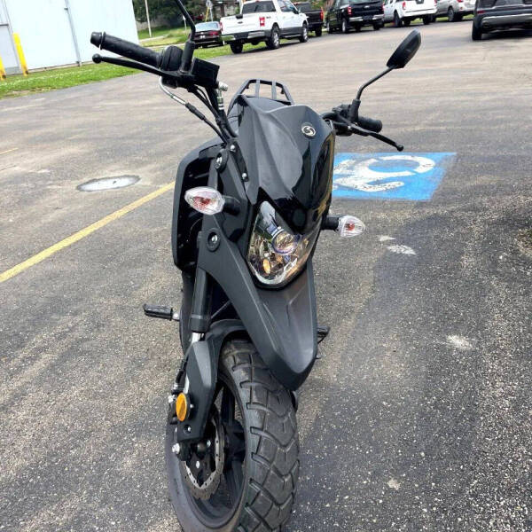 2022 Bintelli Beast
