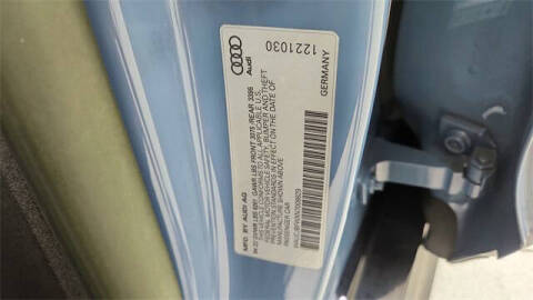 2022 Audi e-tron GT quattro Premium Plus