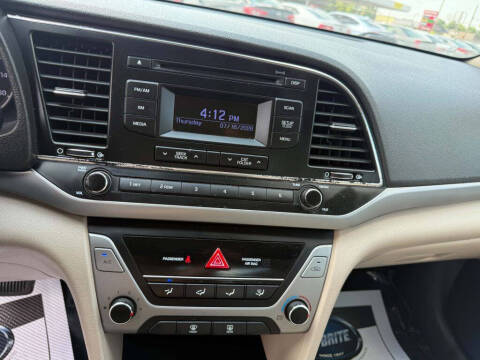 2017 Hyundai Elantra