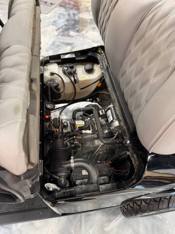 2024 E-Z-GO Express L6