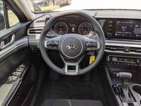 2021 Kia K5 LX