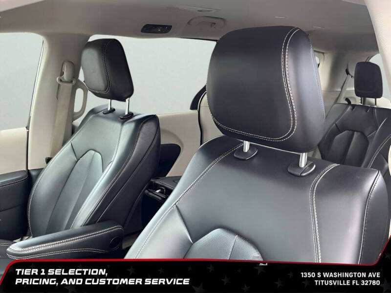 2023 Chrysler Pacifica Touring L