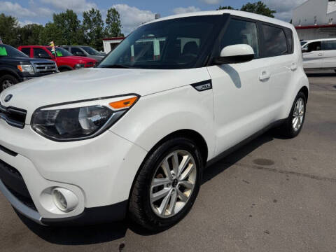 2018 Kia Soul +