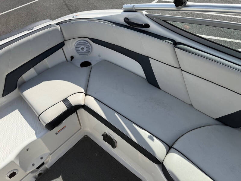 2015 Yamaha AR210