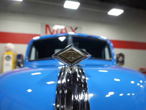 1942 Diamond T Pickup