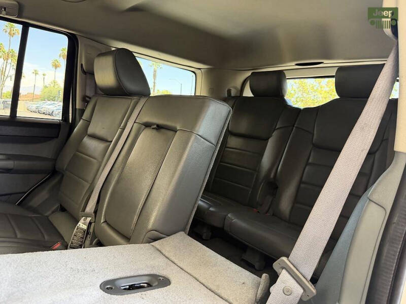 2007 Jeep Commander Sport