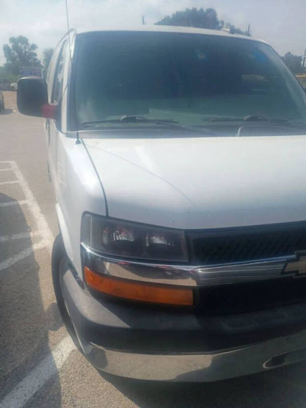 2017 Chevrolet Express LT 3500