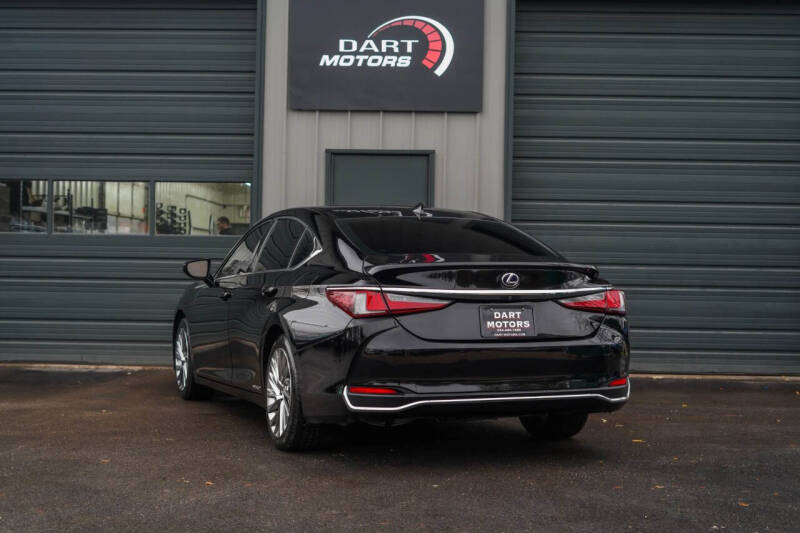 2020 Lexus ES 300h Ultra Luxury