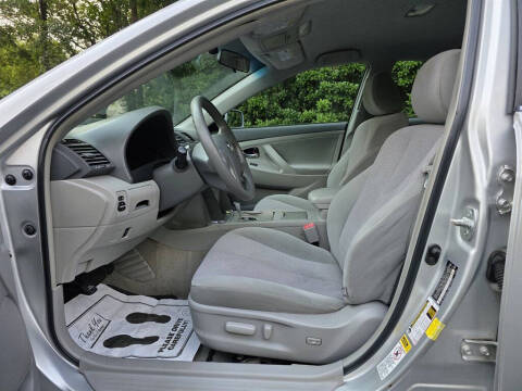 2011 Toyota Camry LE V6