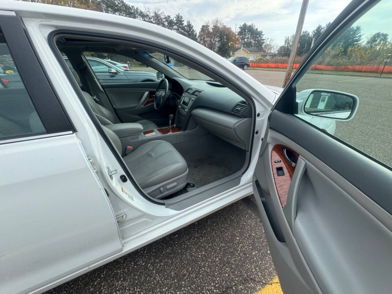 2009 Toyota Camry for sale at LUXURY IMPORTS AUTO SALES INC in Ham Lake, MN