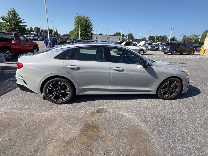 2022 Kia K5