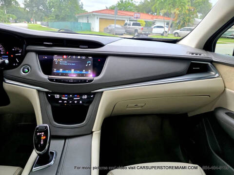 2017 Cadillac XT5 Luxury