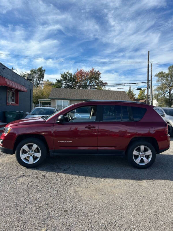 2015 Jeep Compass Sport photo 7