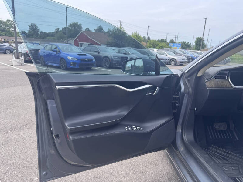 2013 Tesla Model S