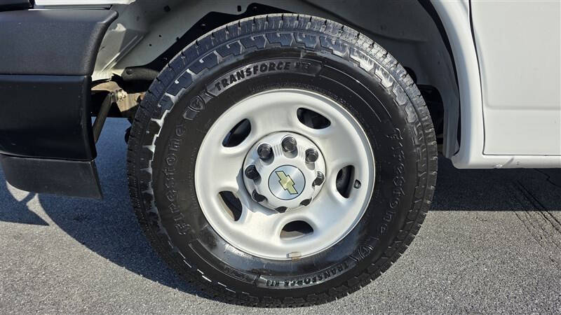 2023 Chevrolet Express 2500