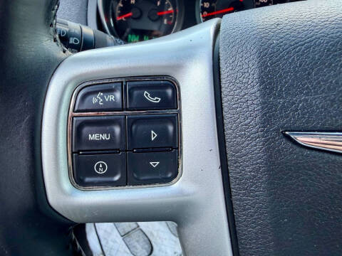 2012 Chrysler 200 Touring