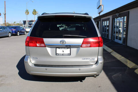 2004 Toyota Sienna XLE Limited 7 Passenger