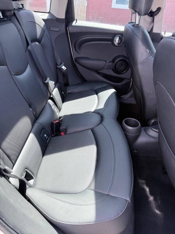 2015 MINI Hardtop 4 Door Cooper