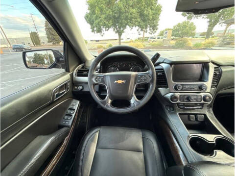 2019 Chevrolet Suburban LT