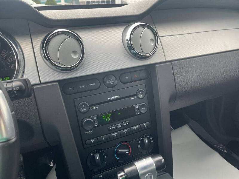 2007 Ford Mustang GT Premium