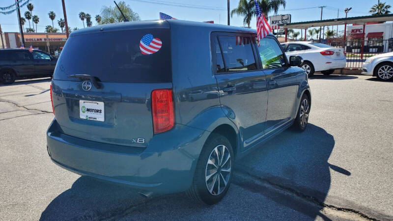 2009 Scion xB