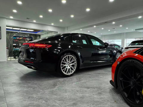 2018 Porsche Panamera