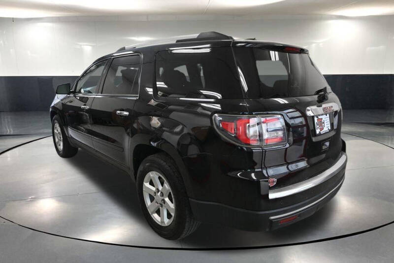 2016 GMC Acadia SLE-2