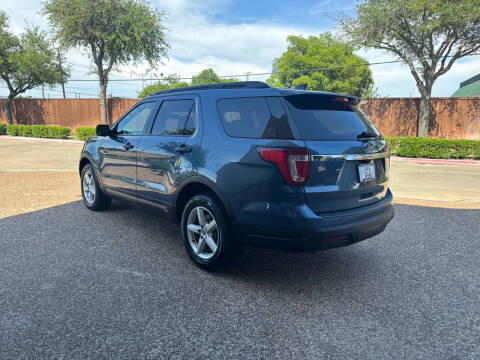 2018 Ford Explorer