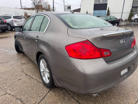 2011 Infiniti G37 Sedan x