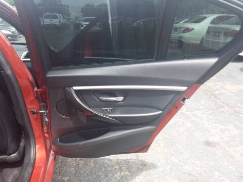 2018 BMW 3 Series 330i