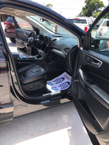 2021 Ford Edge Titanium