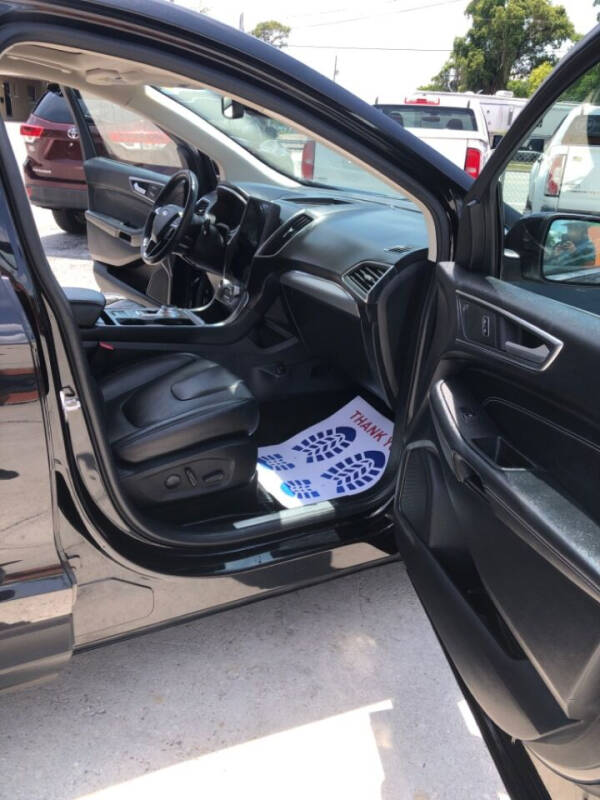 2021 Ford Edge Titanium