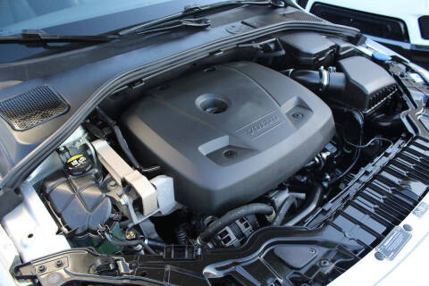 2018 Volvo V60 Cross Country T5 Premier