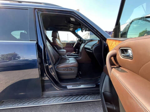 2017 Infiniti QX80 Limited