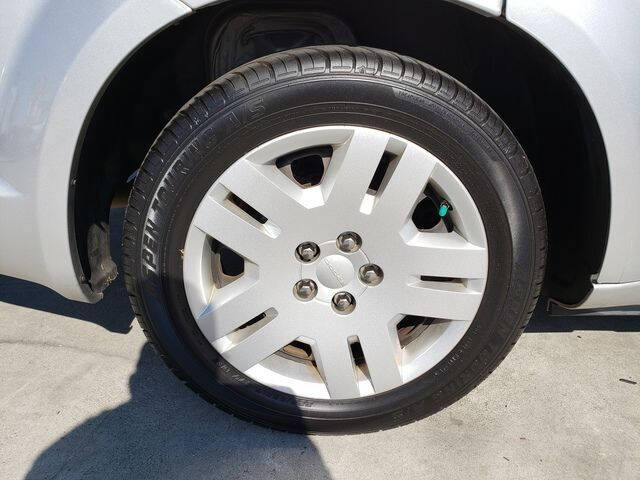 2011 Dodge Avenger Express