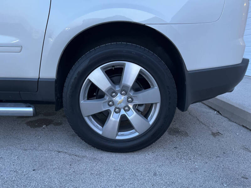 2011 Chevrolet Traverse LTZ