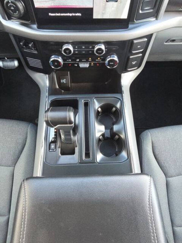 2024 Ford F-150 Lightning XLT