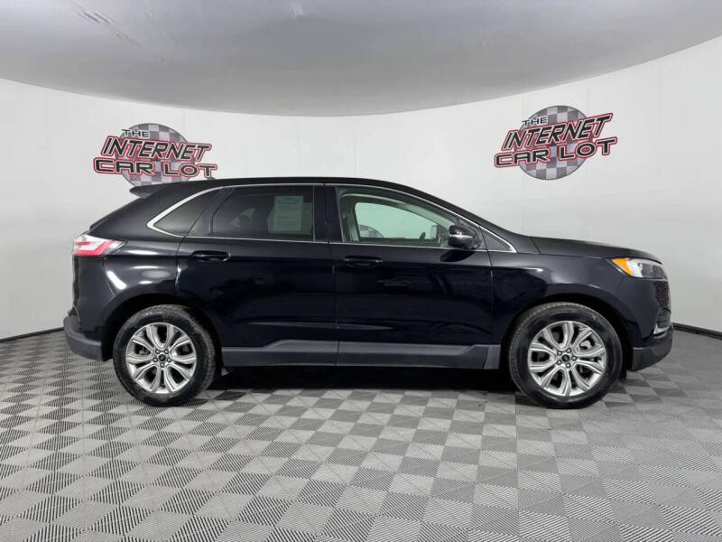 2023 Ford Edge Titanium