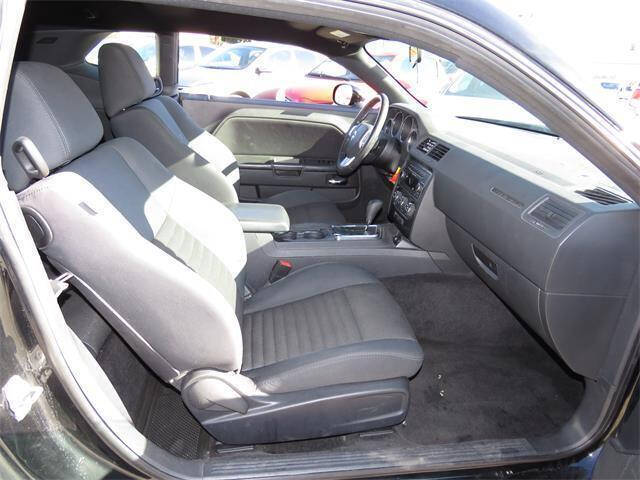 2014 Dodge Challenger SXT