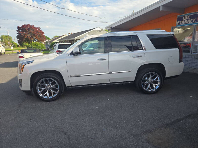 2017 Cadillac Escalade Platinum