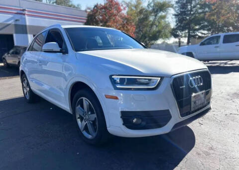 2015 Audi Q3 2.0T quattro Premium Plus