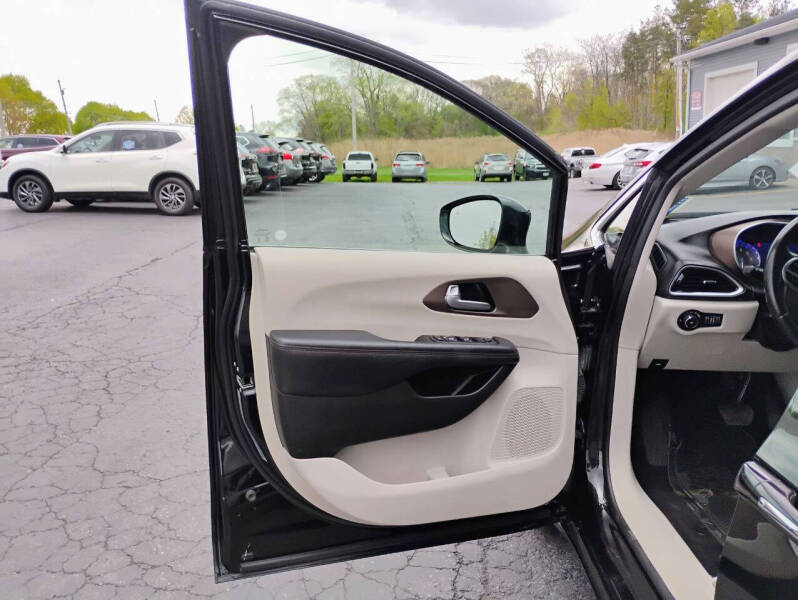 2018 Chrysler Pacifica Touring L Plus